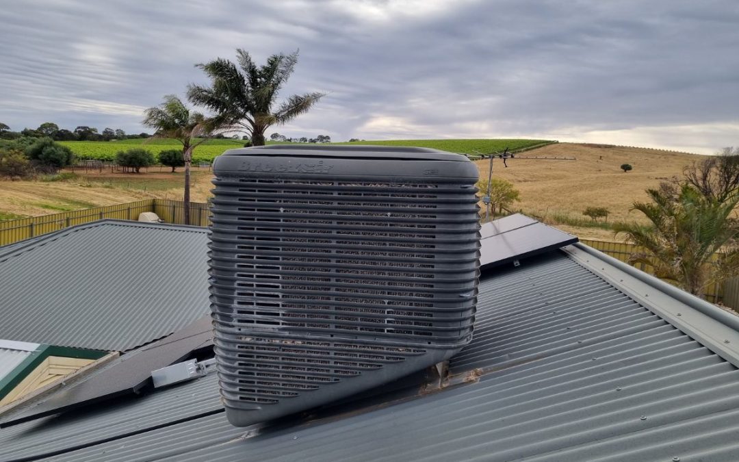Ducted Reverse Cycle Air Conditioning vs Evaporative Cooling